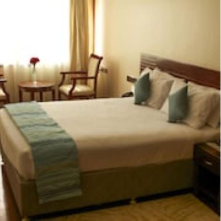 O'Sinkirri Hotel Nairobi Ngoại thất bức ảnh
